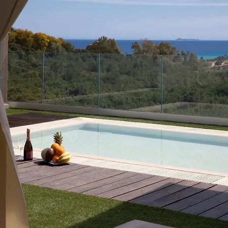 בית נופש Aura *